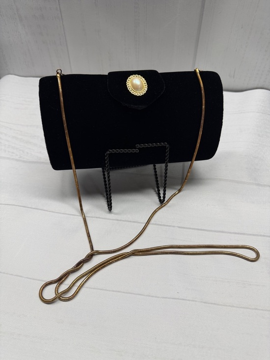 Bloomingdale's Handbags - Bloomingdale’s Vintage Black Velvet Elegant Luxury Evening Clutch Purse